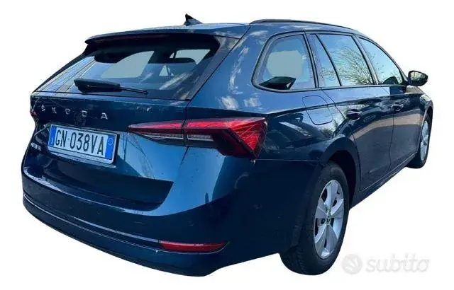 Skoda Octavia 2023 photo 3