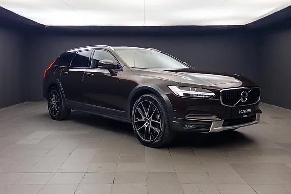 Volvo V90 Cross Country