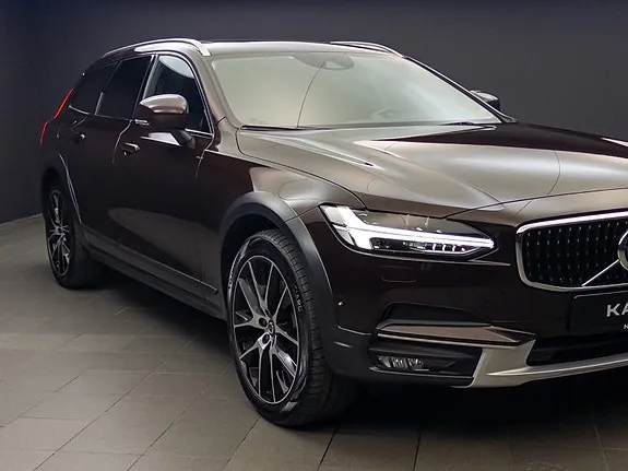 Volvo V90 Cross Country 2017 photo 3