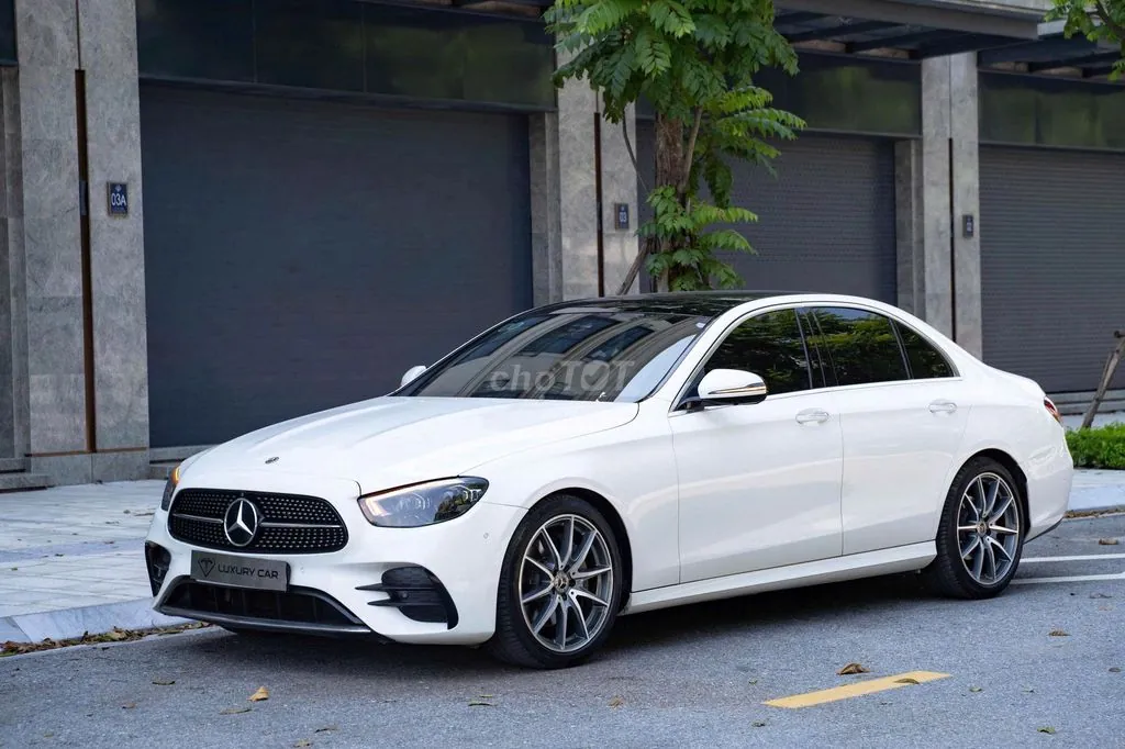 Mercedes-Benz E-Class 2021 photo 2