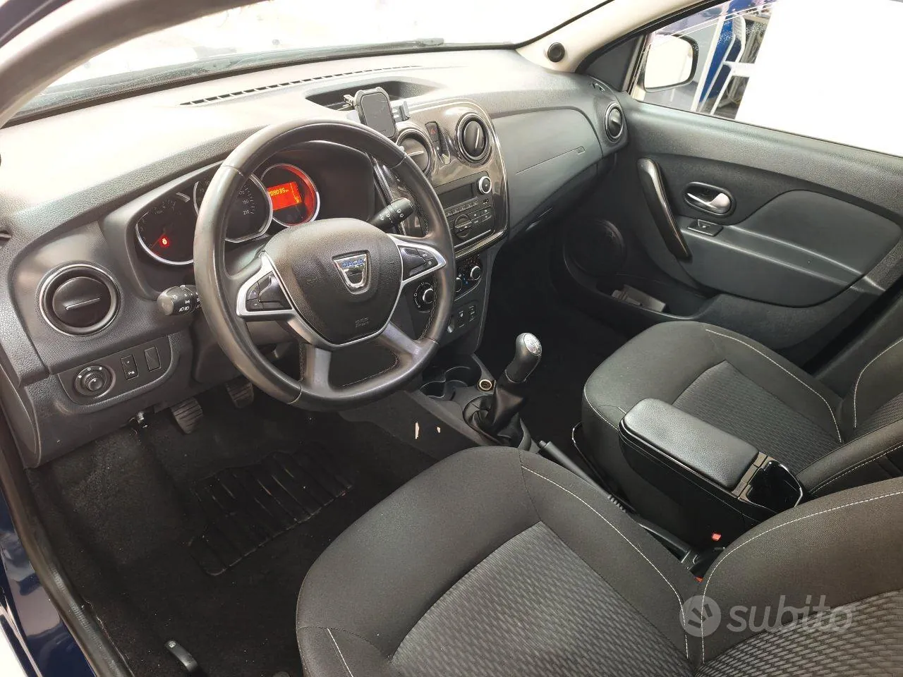 Dacia Sandero 2019 photo 2