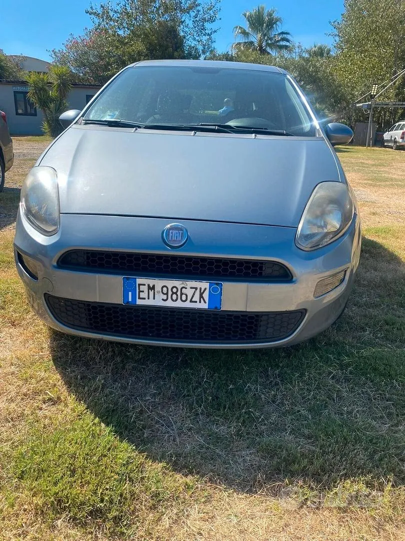 Fiat Punto 2012 photo 4