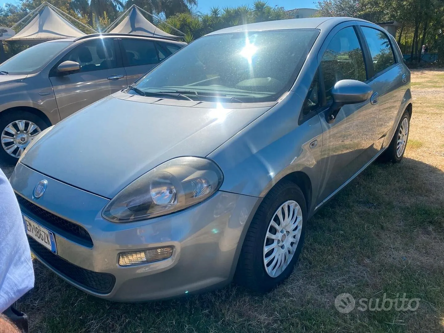 Fiat Punto 2012 photo 2