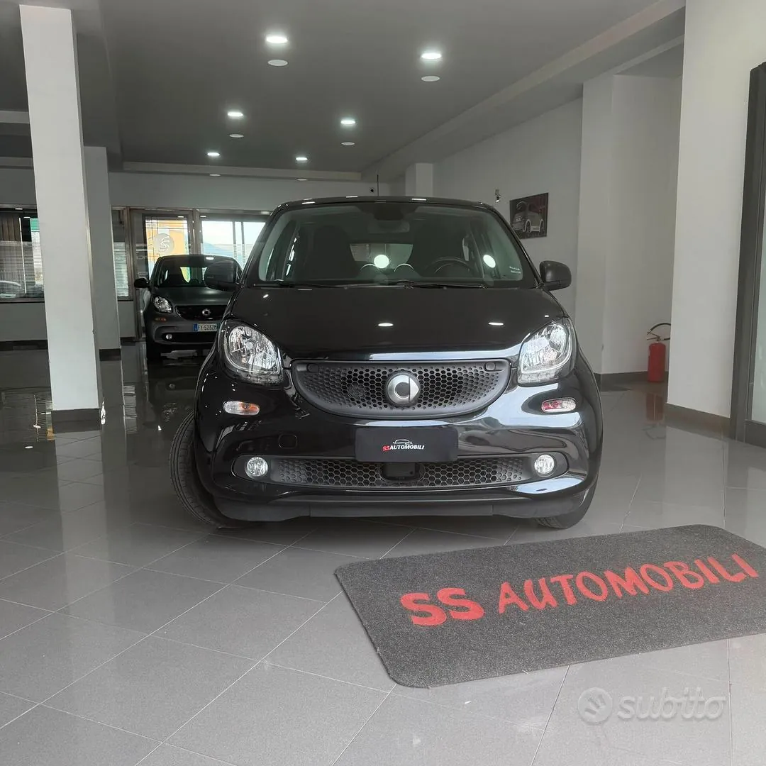 Smart Forfour 2019 photo 2