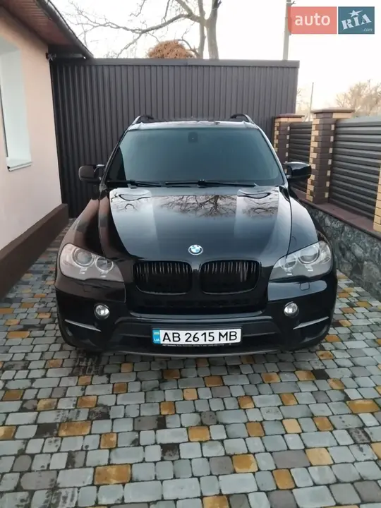 BMW X5 2012 photo 2