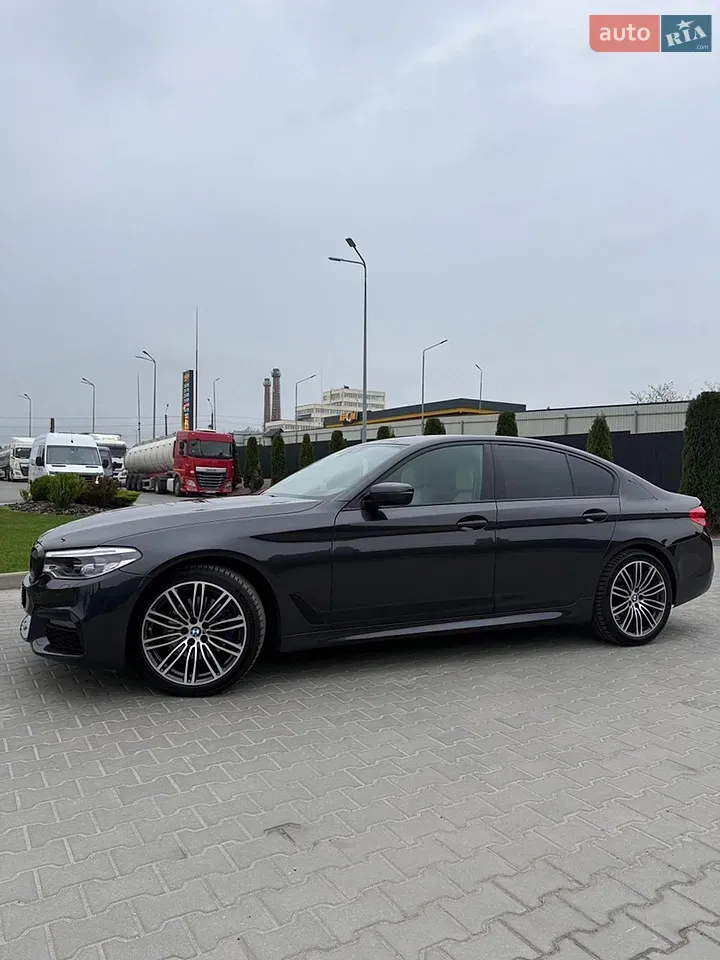 BMW 5 Series 2018 photo 4