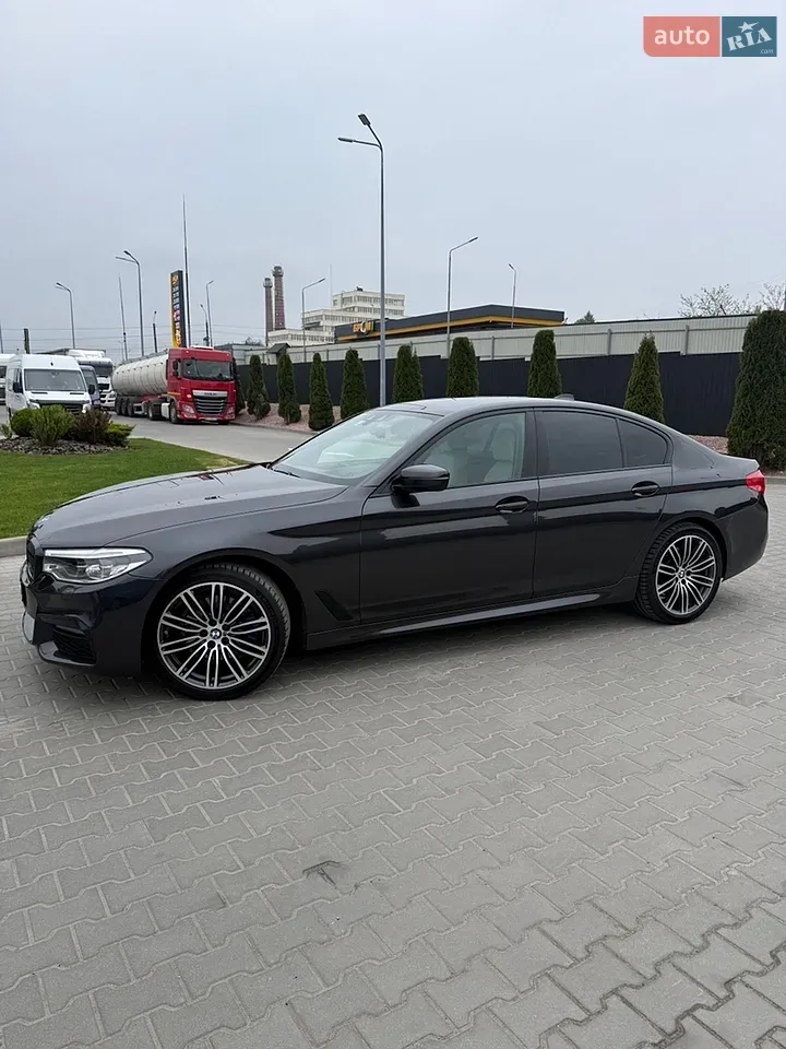 BMW 5 Series 2018 photo 3