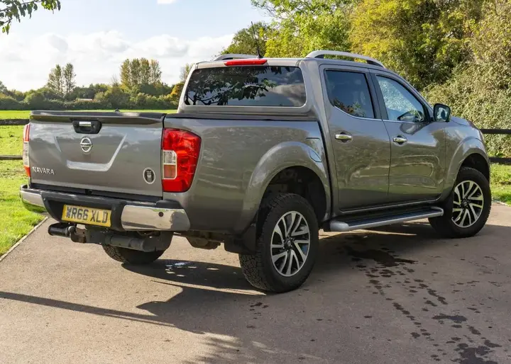 Nissan Navara 2016 photo 2