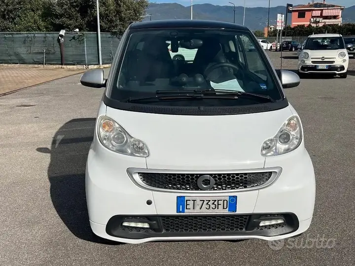 Smart Fortwo 2013 photo 2