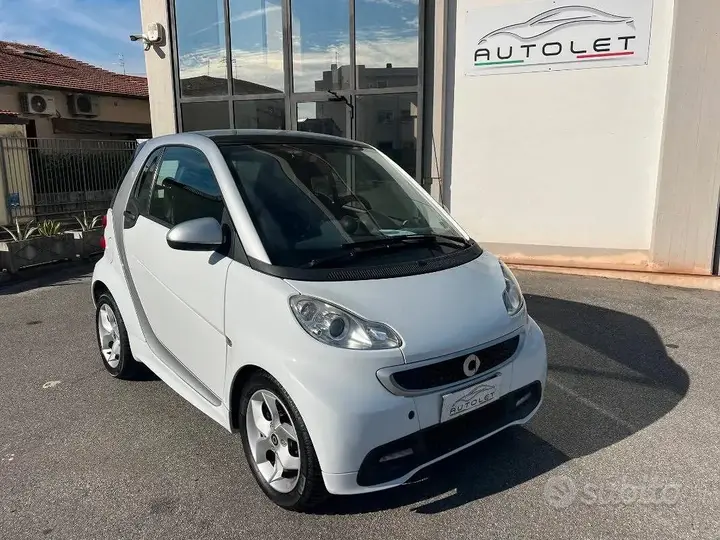 Smart Fortwo 2013 photo 3