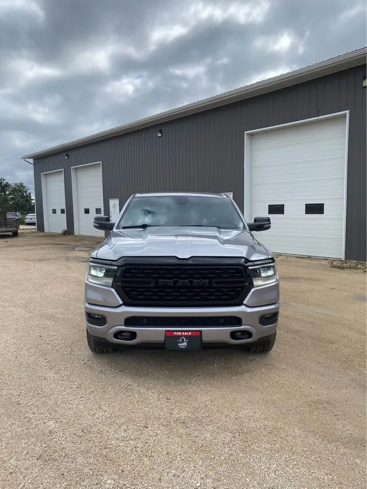 Ram 1500 2023 photo 2