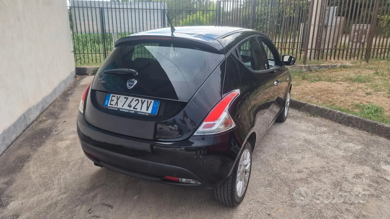 Lancia Ypsilon 2015 photo 3
