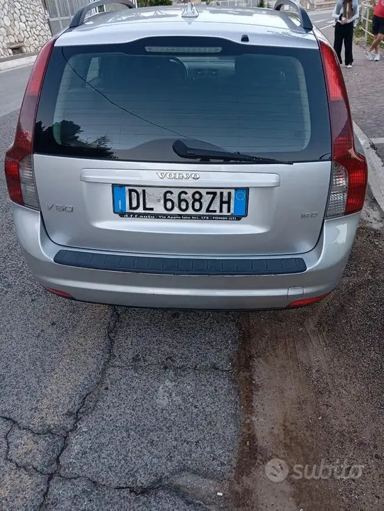 Volvo V50 2007 photo 2