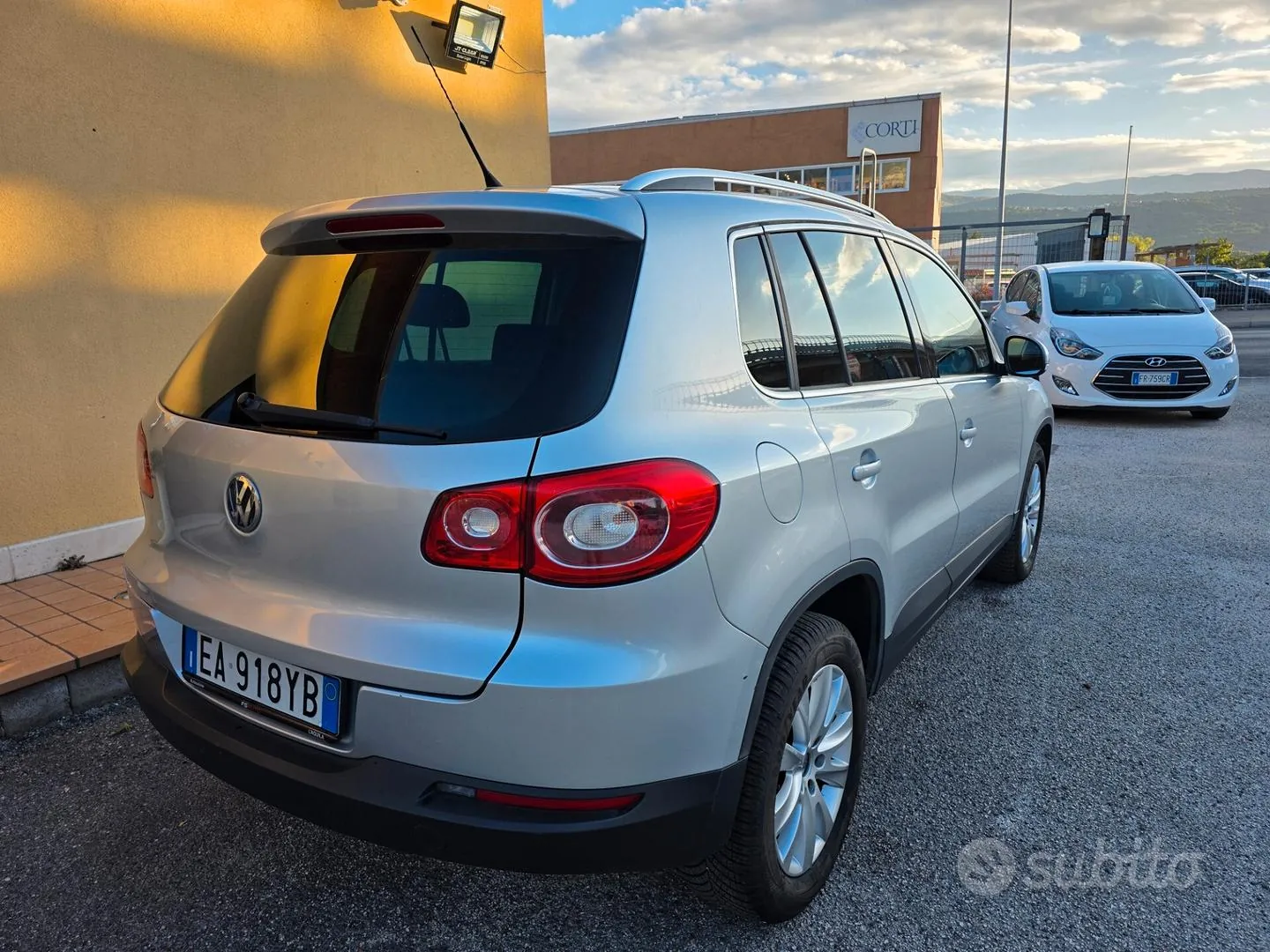 Volkswagen Tiguan 2010 photo 2