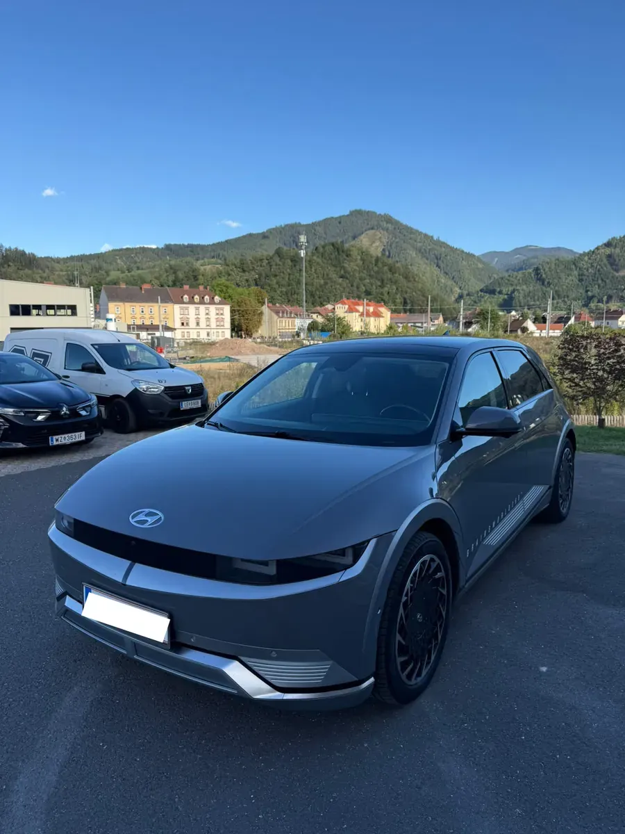 Hyundai Ioniq 5 2023 photo 2