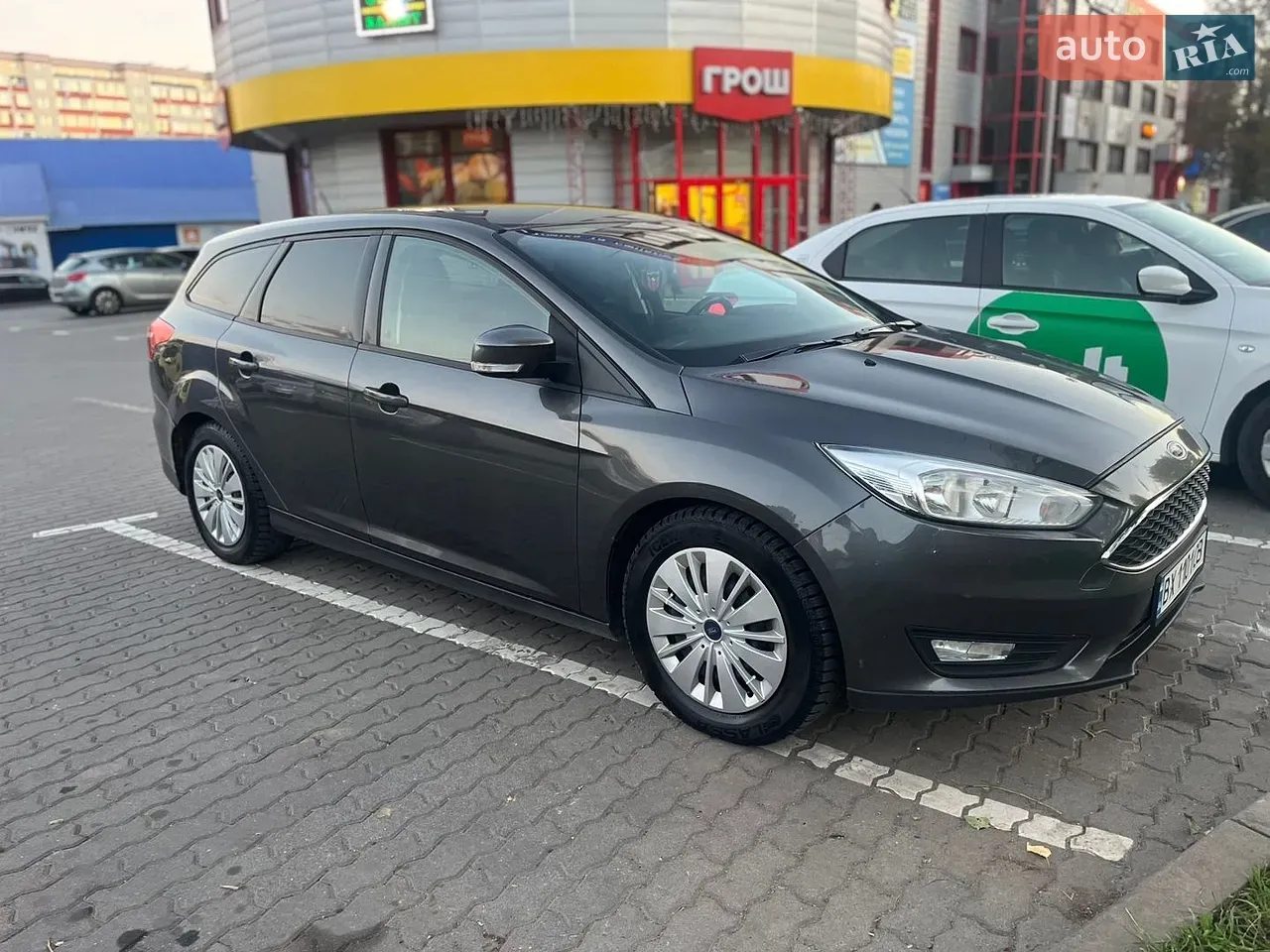 Ford Focus 2015 photo 2