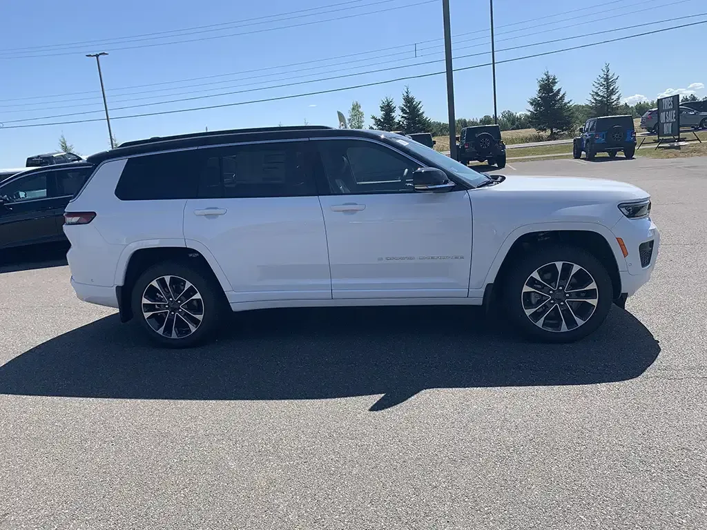 Jeep Grand Cherokee 2025 photo 5