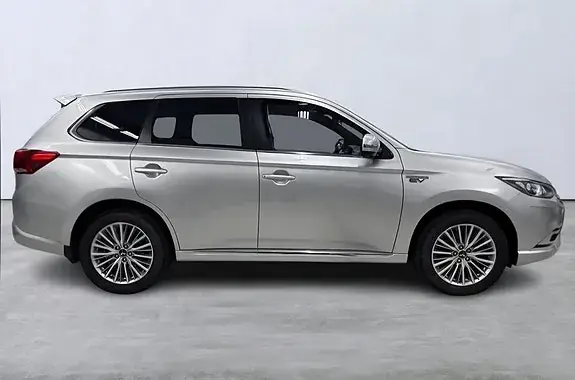 Mitsubishi Outlander 2020 photo 3