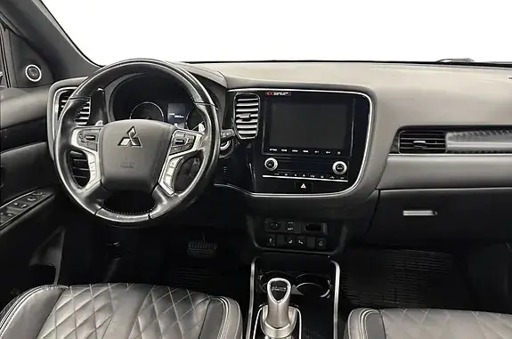 Mitsubishi Outlander 2020 photo 4