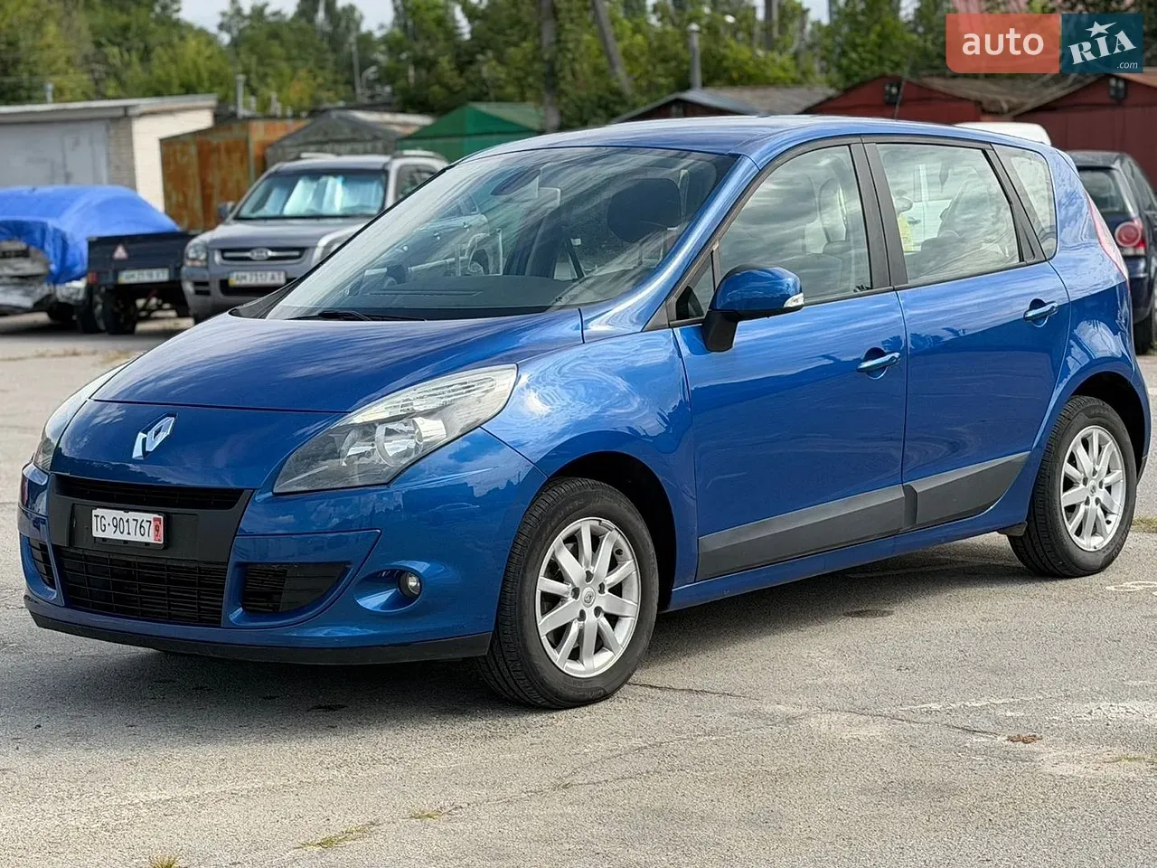 Renault Scenic 2010 photo 2