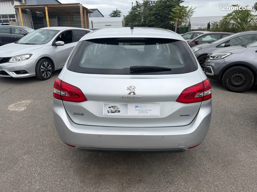 Peugeot 308 2015 photo 5