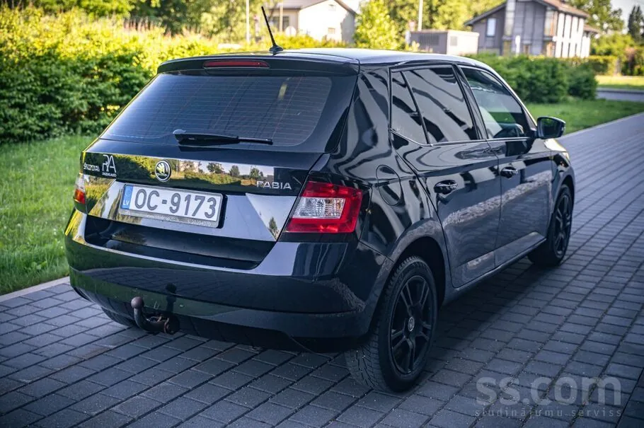 Skoda Fabia 2016 photo 4
