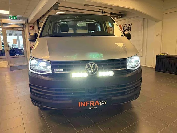 Volkswagen Transporter 2019 photo 2