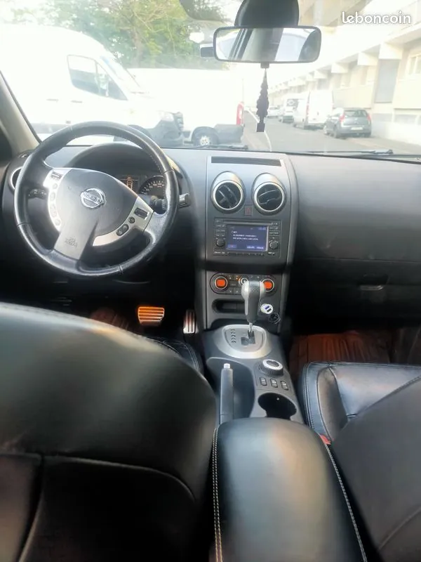 Nissan Qashqai+2 2011 photo 3