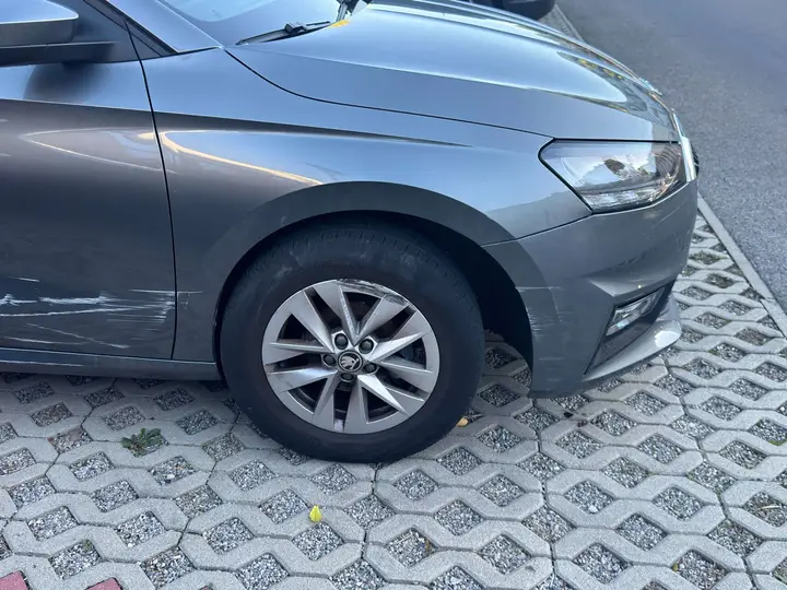 Skoda Fabia 2023 photo 4