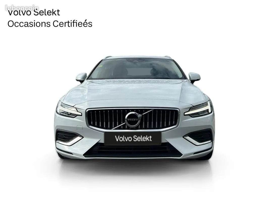Volvo V60 2021 photo 2