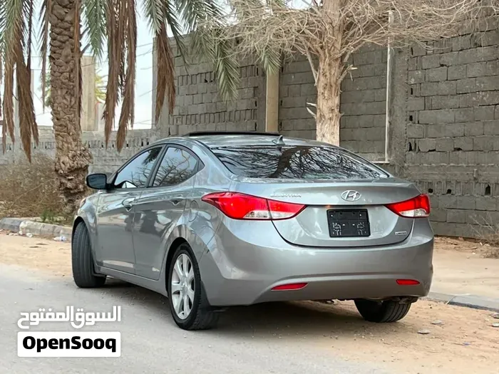 Hyundai Elantra 2012 photo 4