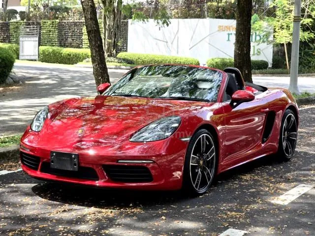 Porsche 718 Cayman