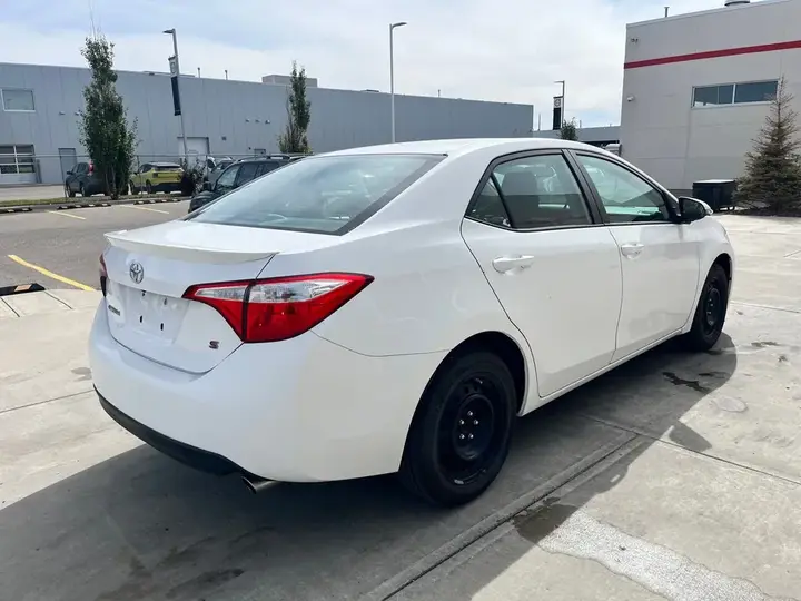 Toyota Corolla 2015 photo 5