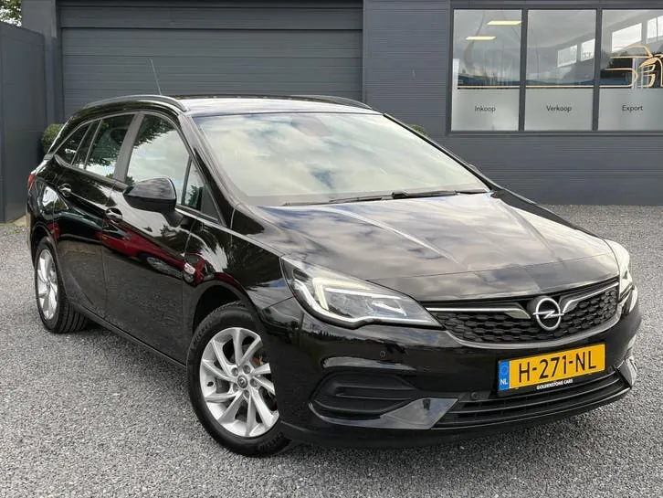 Opel Astra 2020 photo 2