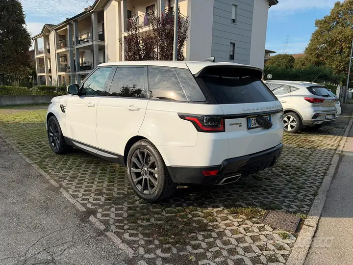 Land Rover Range Rover Sport 2021 photo 2