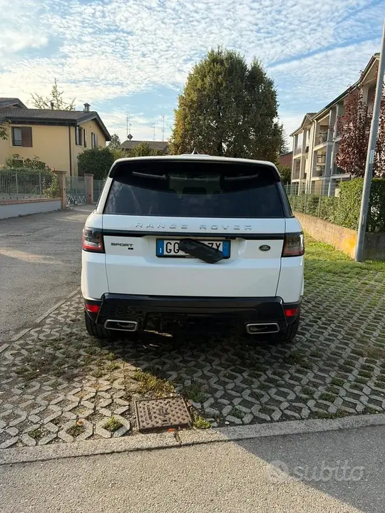 Land Rover Range Rover Sport 2021 photo 3