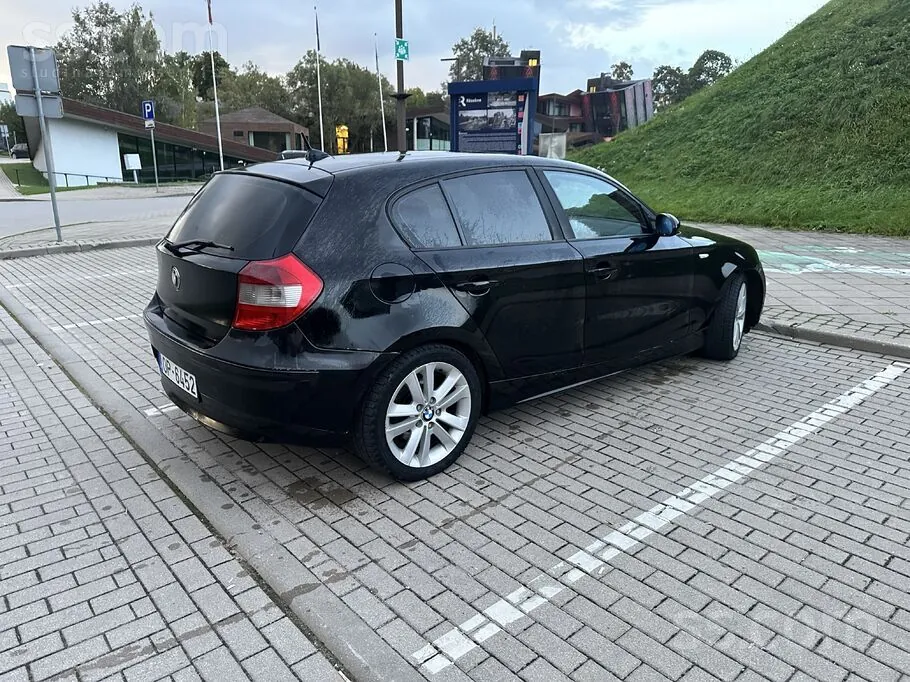 BMW 120 2005 photo 2