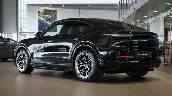 Porsche Cayenne Coupe 2026 photo 2