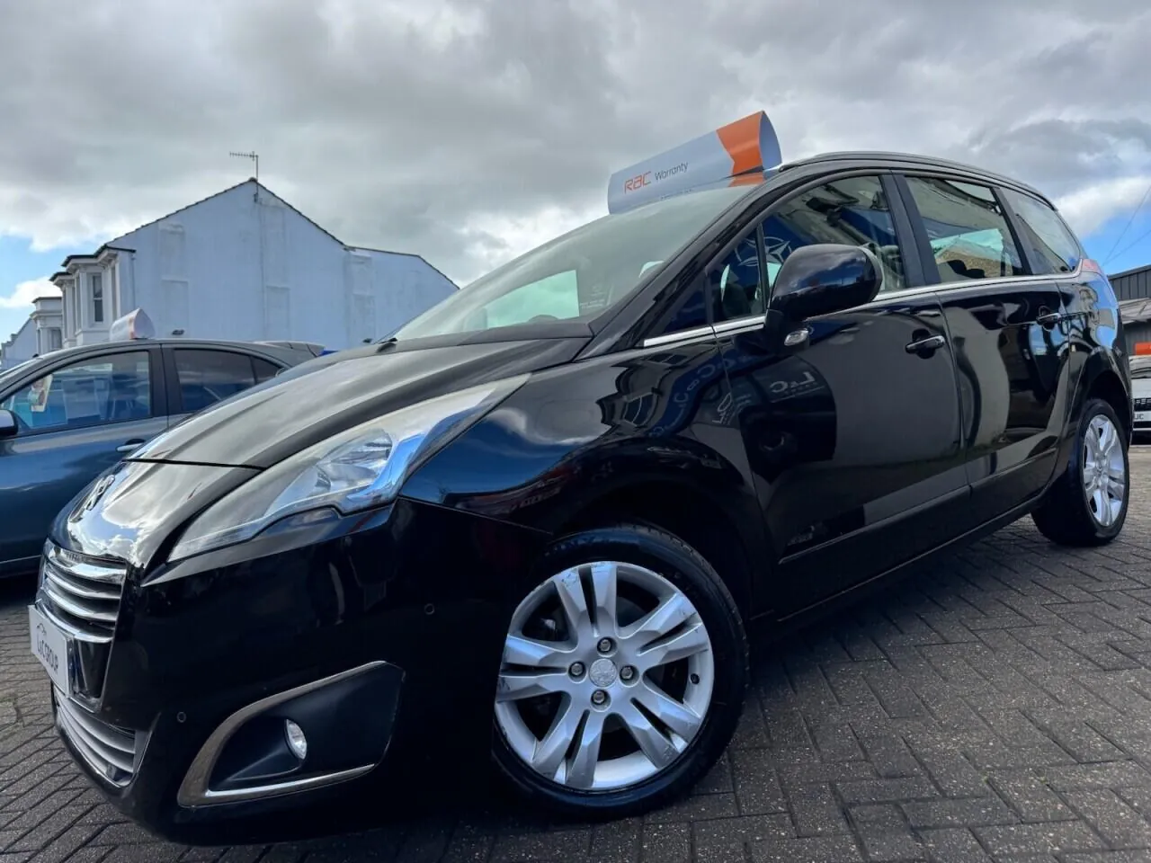 Peugeot 5008 2015 photo 2