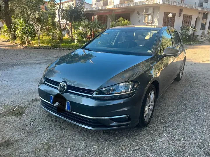 Volkswagen Golf 2018 photo 2