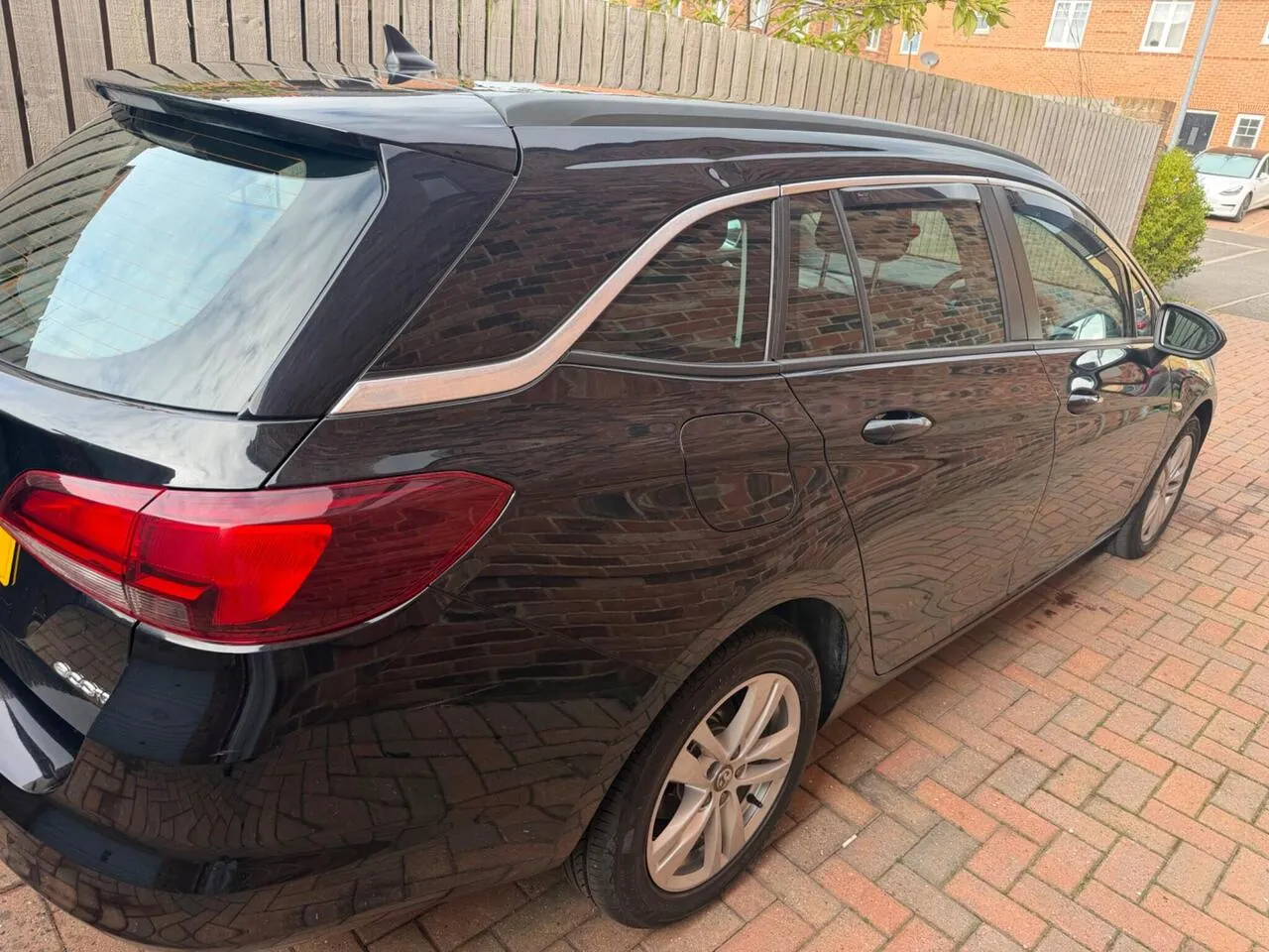 Vauxhall Astra 2017 photo 3