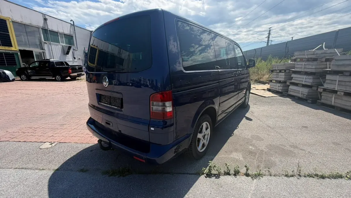 Volkswagen Multivan 2003 photo 3