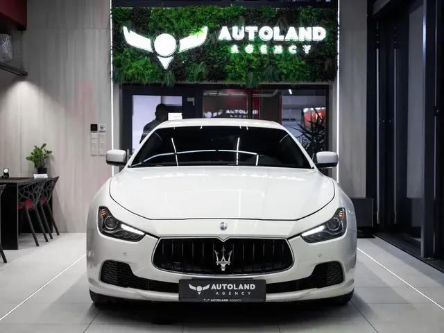 Maserati Ghibli 2014 photo 2