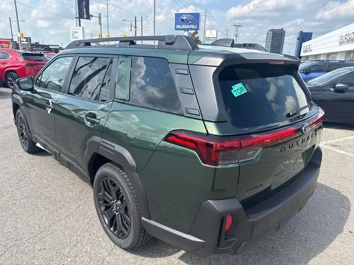 Subaru Outback 2026 photo 2