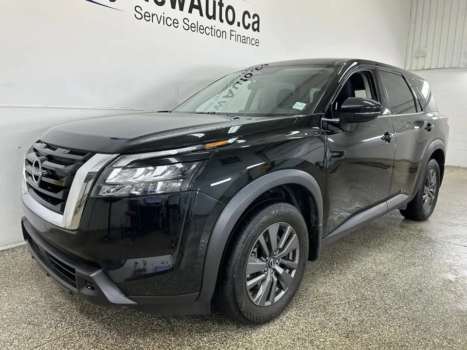 Nissan Pathfinder 2023 photo 3