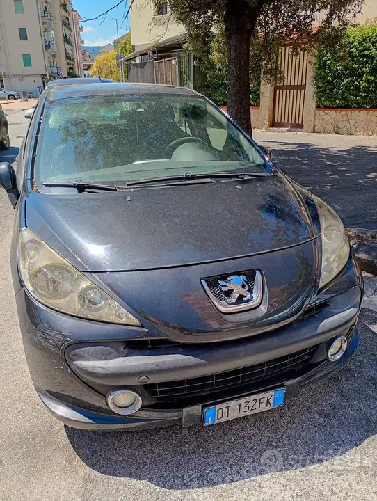 Peugeot 207 2008 photo 4