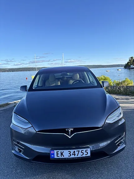 Tesla Model X 2017 photo 3