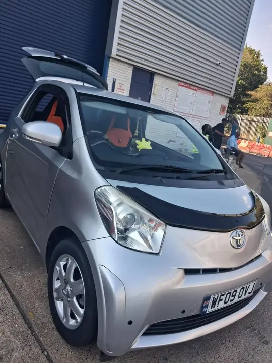 Toyota Iq