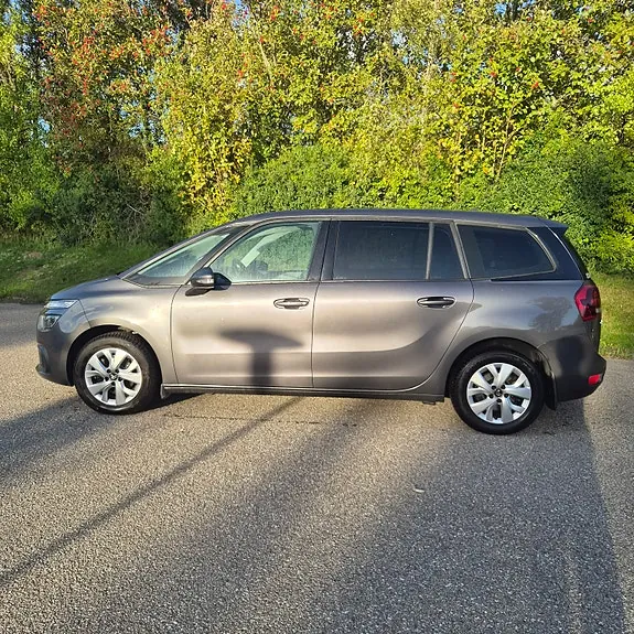 Citroen Grand C4 Picasso 2017 photo 3