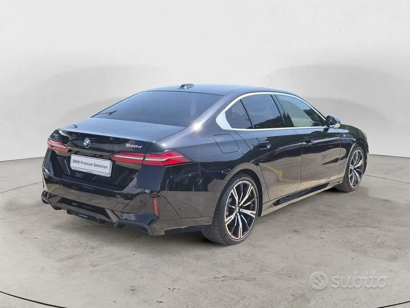 BMW 5 Series 2023 photo 4